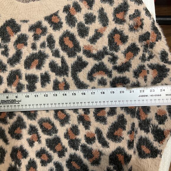 Time And Tru Women Sweatshirt L (12-14) Beige Acrylic Leopard Print Long Sleeve - Picture 5 of 8